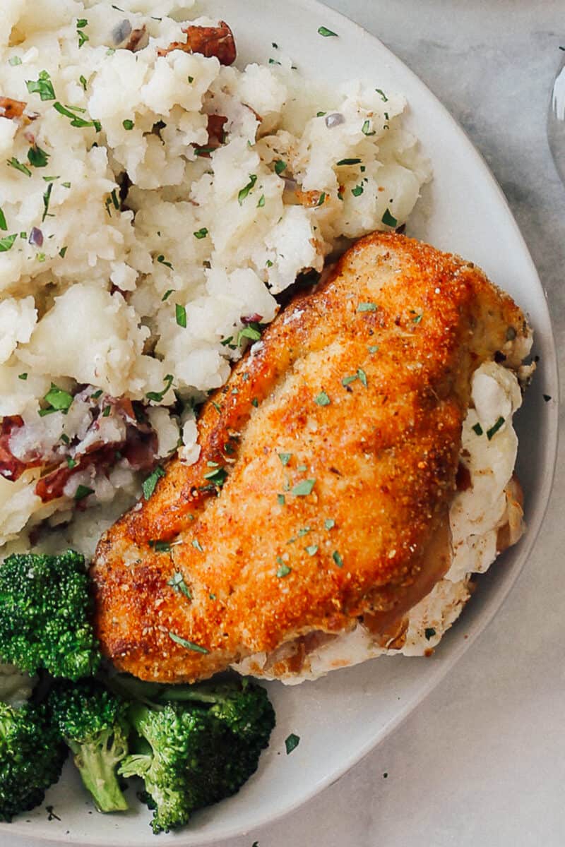 prosciutto stuffed chicken breast with mashed potatoes