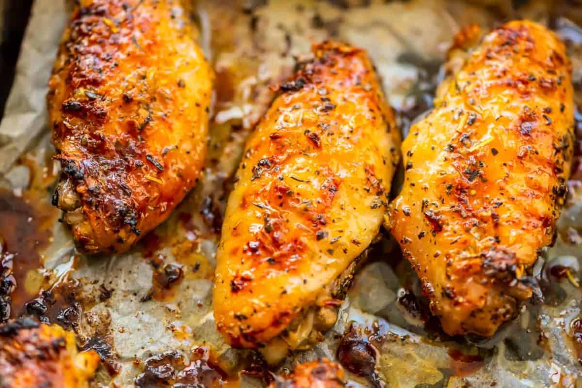 overhead picture of garlic herb baked chicken wings