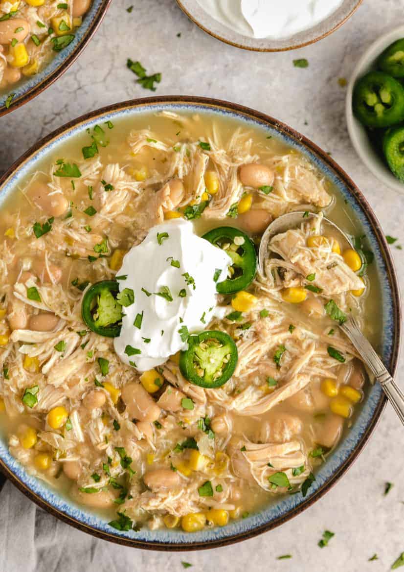 crockpot white chicken chili in large bowl