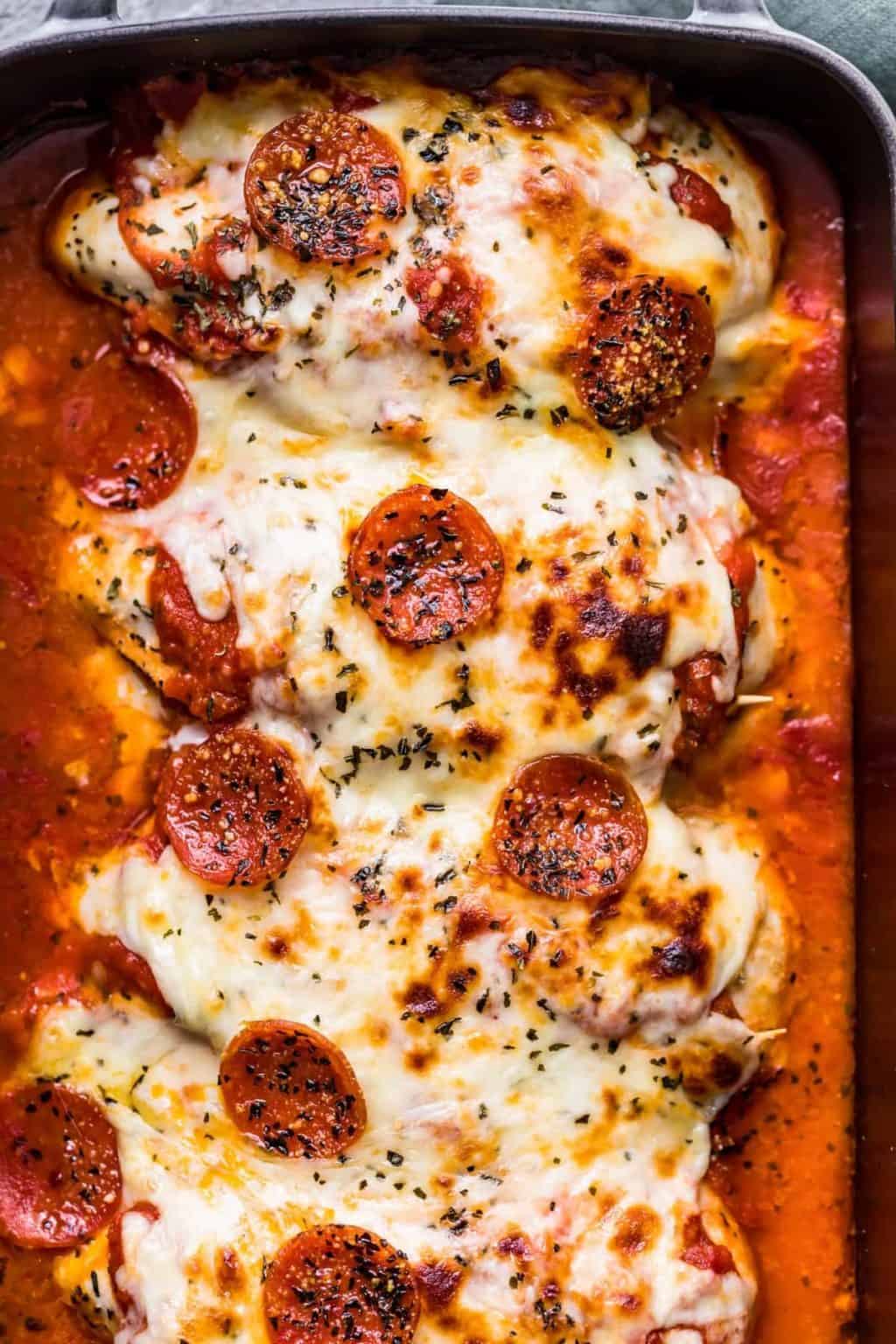 Pizza Chicken Bake (Pepperoni Pizza Stuffed Chicken Breast) - VIDEO!!