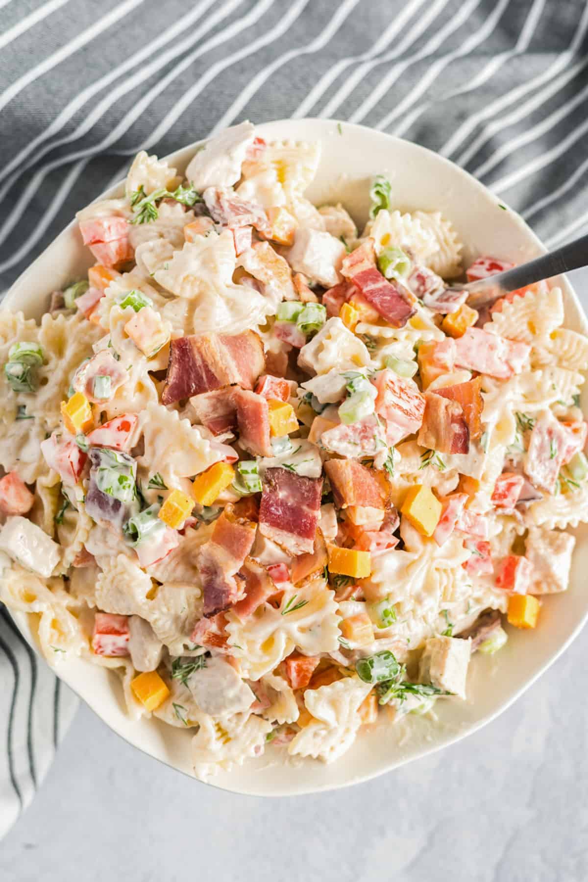 Chicken Bacon Ranch Pasta Salad - Easy Chicken Recipes (VIDEO)