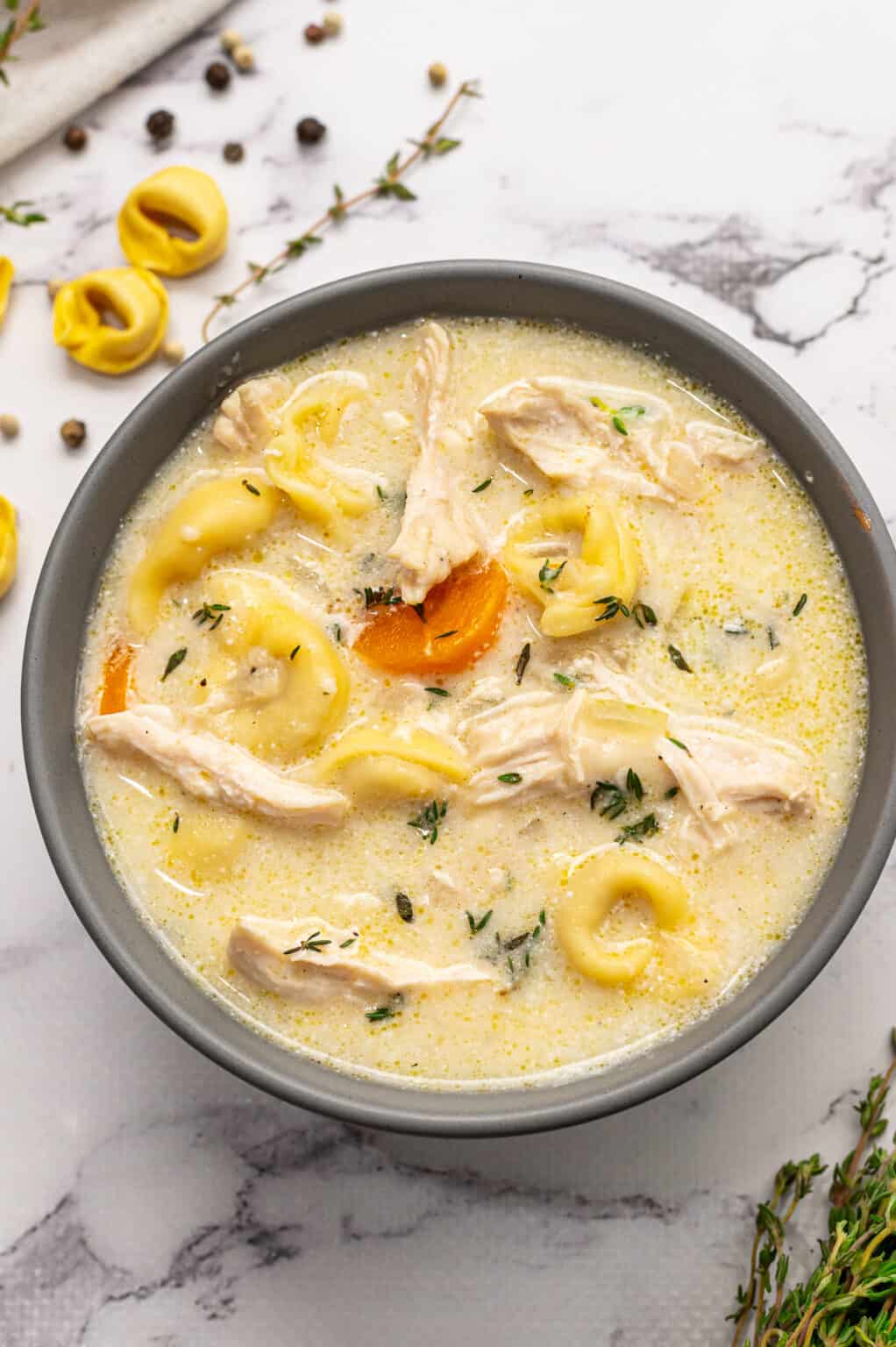 creamy-chicken-tortellini-soup-easy-chicken-recipes