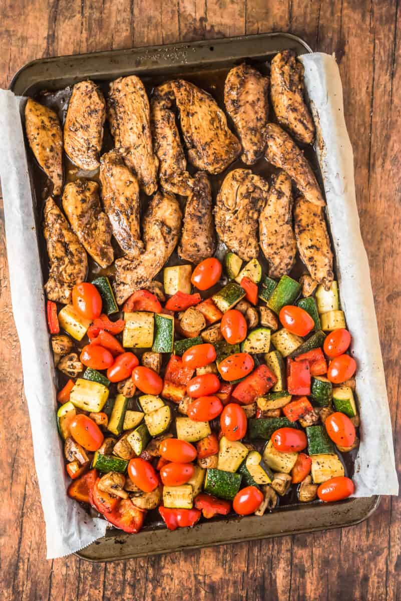 balsalmic chicken and vegetables baked on sheet pan