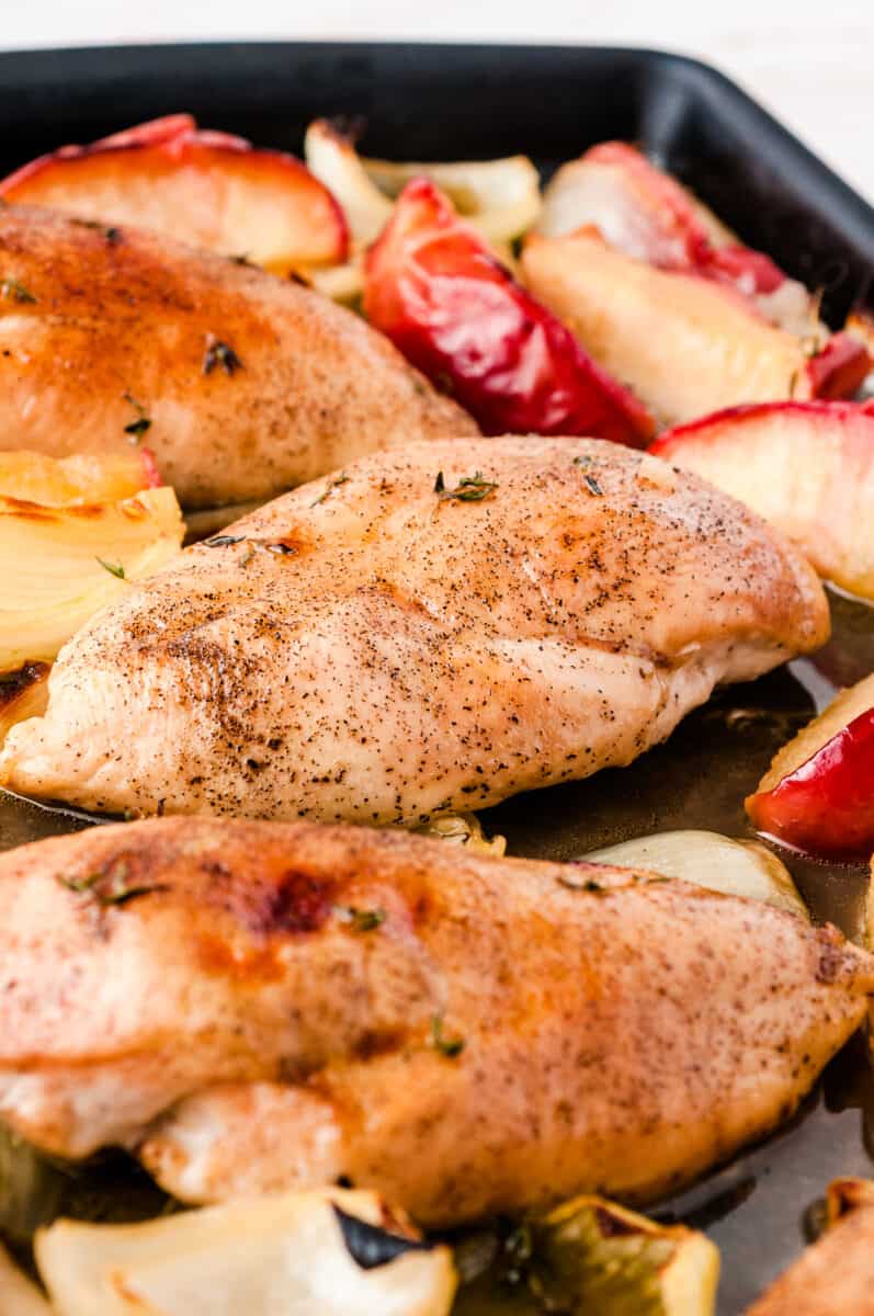 Apple Chicken Sheet Pan Chicken With Apples Easy Chicken Recipes