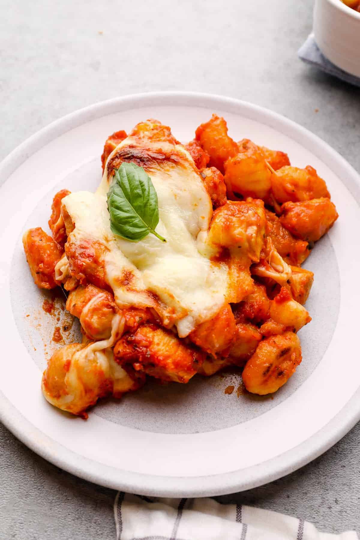 Chicken Parmesan Gnocchi Bake - Easy Chicken Recipes