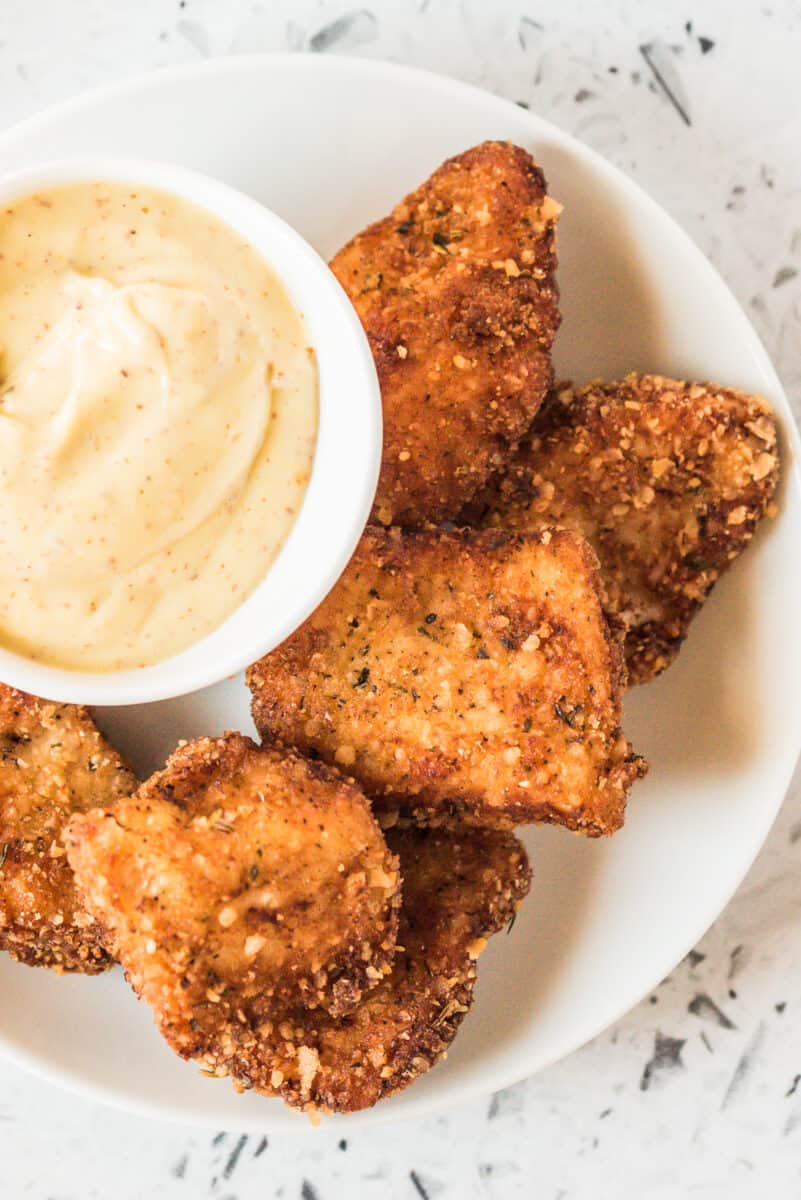 homemade chicken nuggets with honey mustard dipping sauce