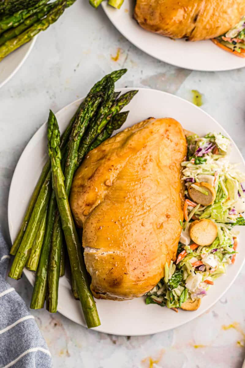 air fried chicken breast with asparagus