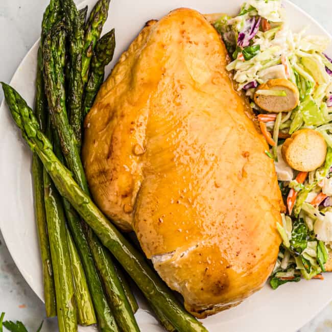 air fried chicken breast with asparagus