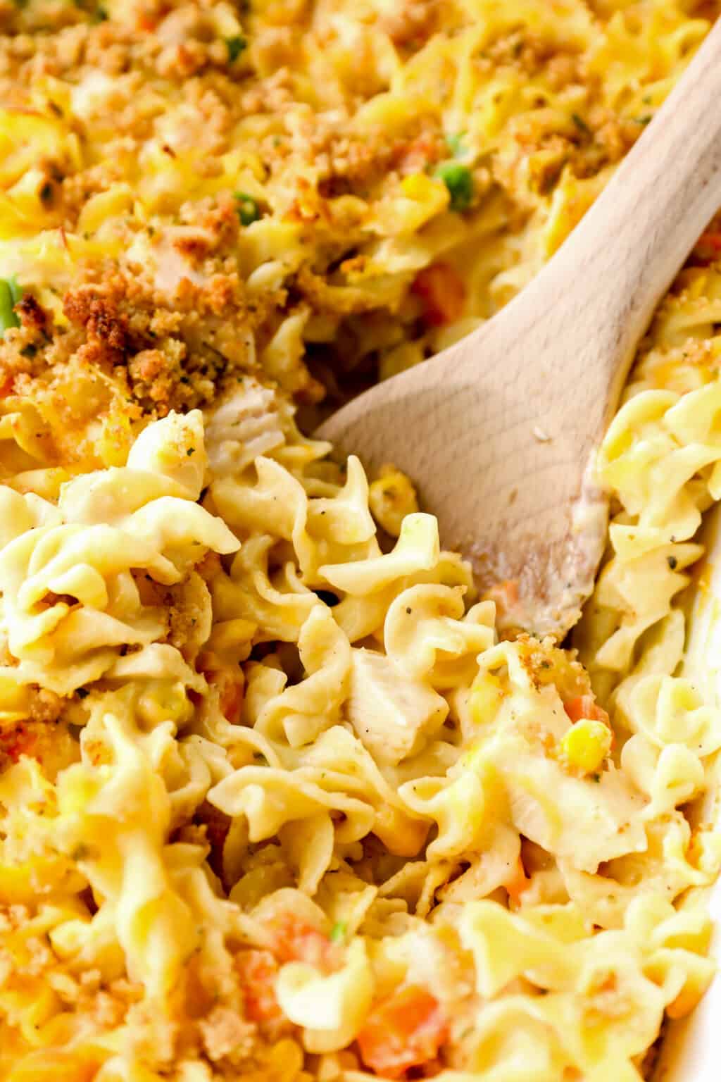 Chicken Noodle Casserole - Easy Chicken Recipes