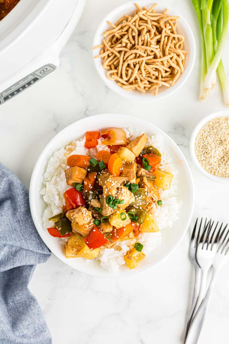 crockpot sweet and sour chicken over rice