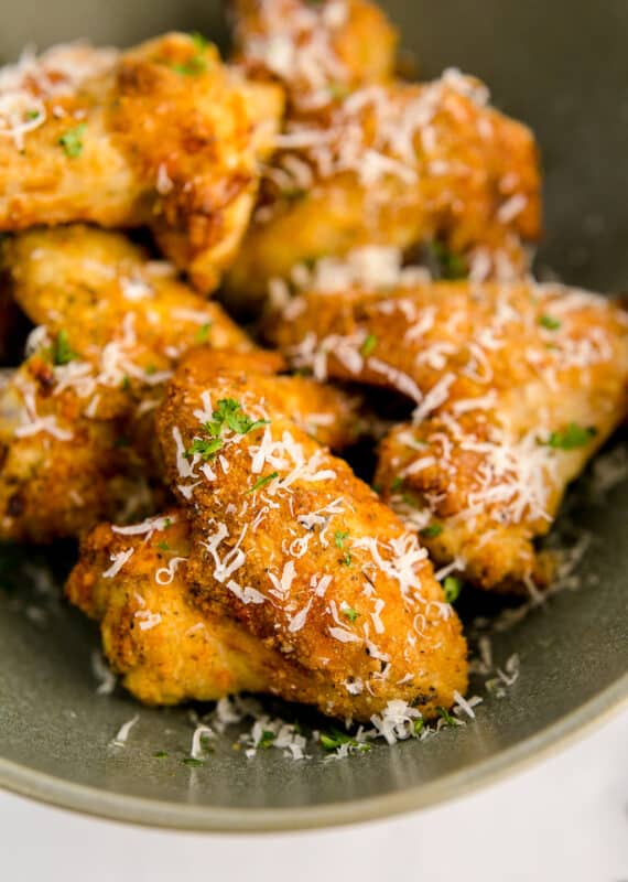 Air Fryer Garlic Parmesan Wings - Easy Chicken Recipes