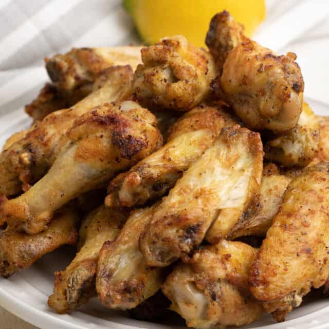 Air Fryer Lemon Pepper Chicken Wings - Easy Chicken Recipes