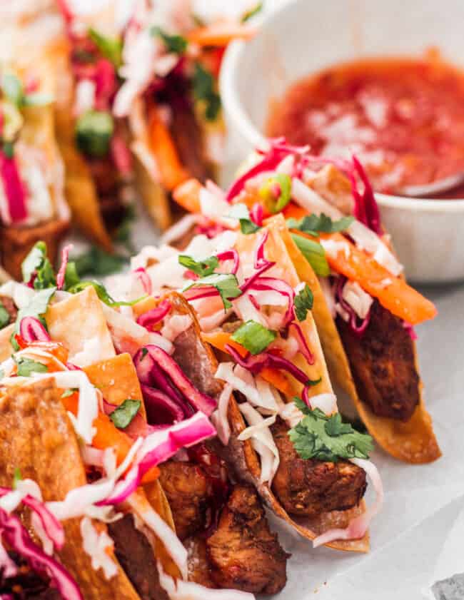 chicken wonton tacos with sweet chili sauce