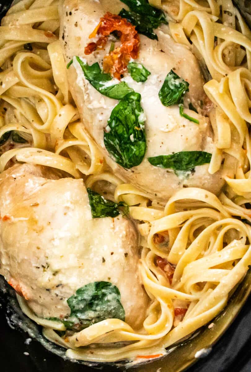 tuscan chicken with pasta in a crockpot
