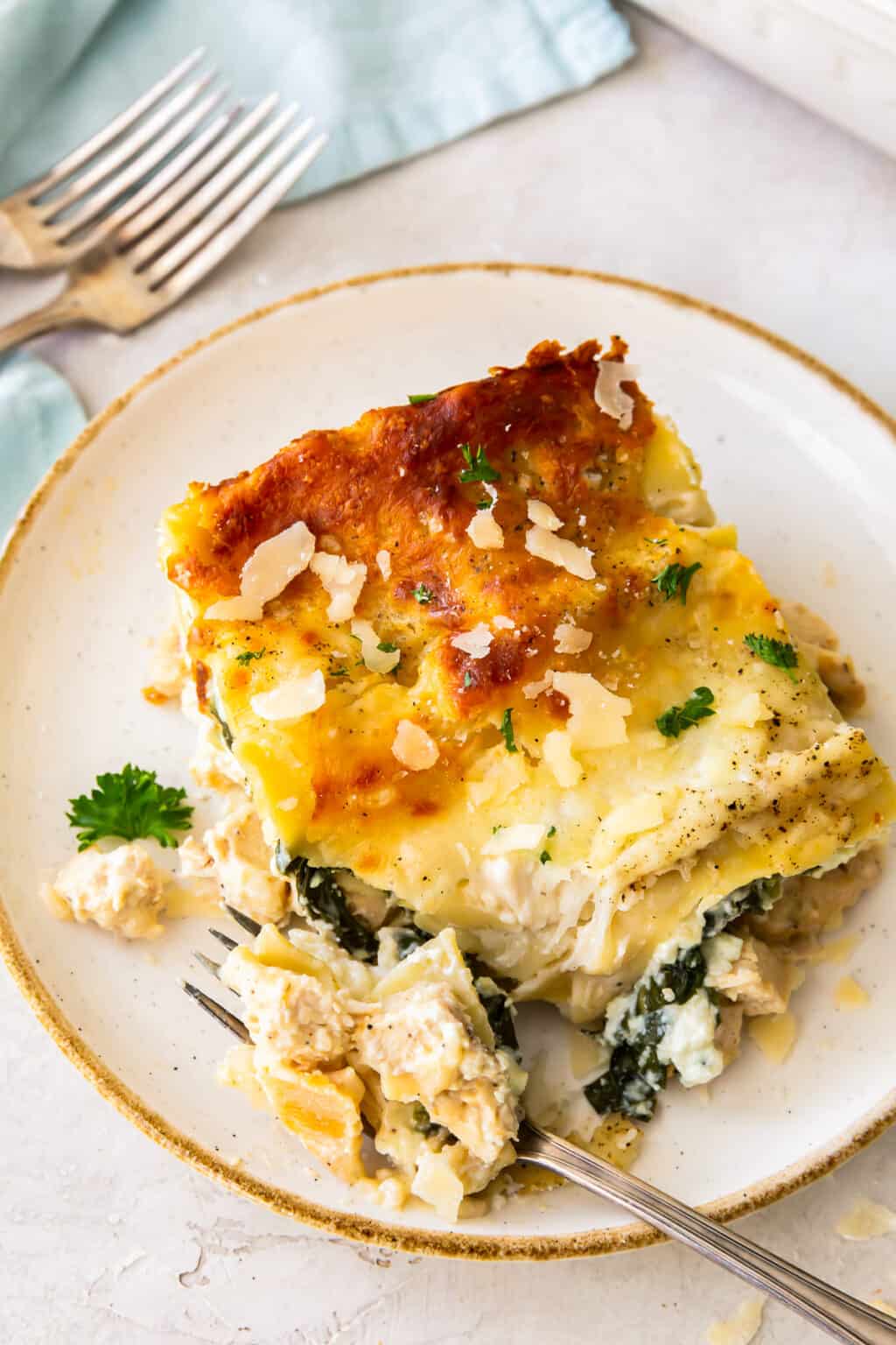 Chicken Alfredo Lasagna - Easy Chicken Recipes