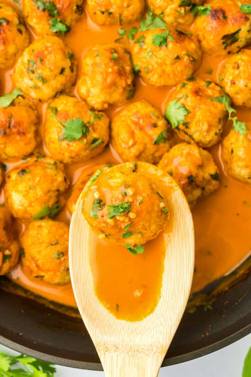 curry chicken meatballs in sauce