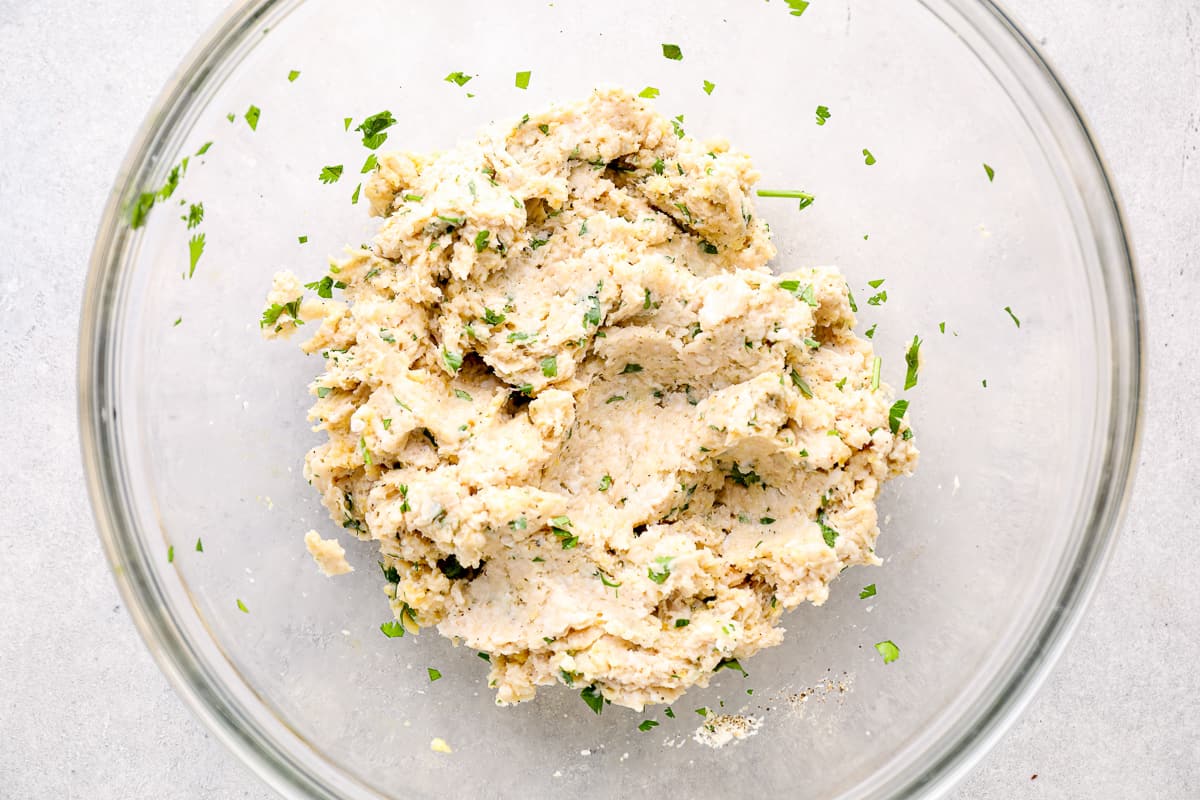 Ground chicken mixture in a glass bowl.