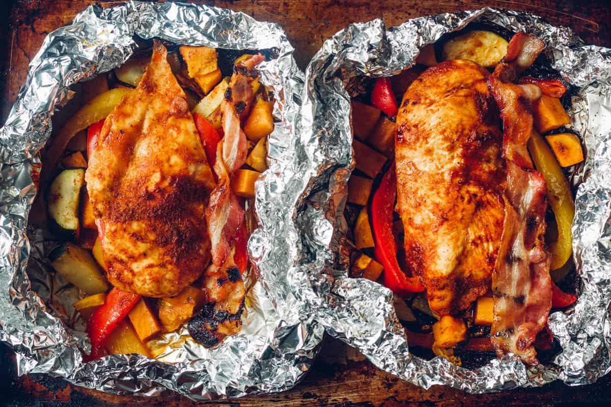 Pineapple BBQ Chicken Foil Packets in Oven – Baked Chicken Foil Packets —  Eatwell101