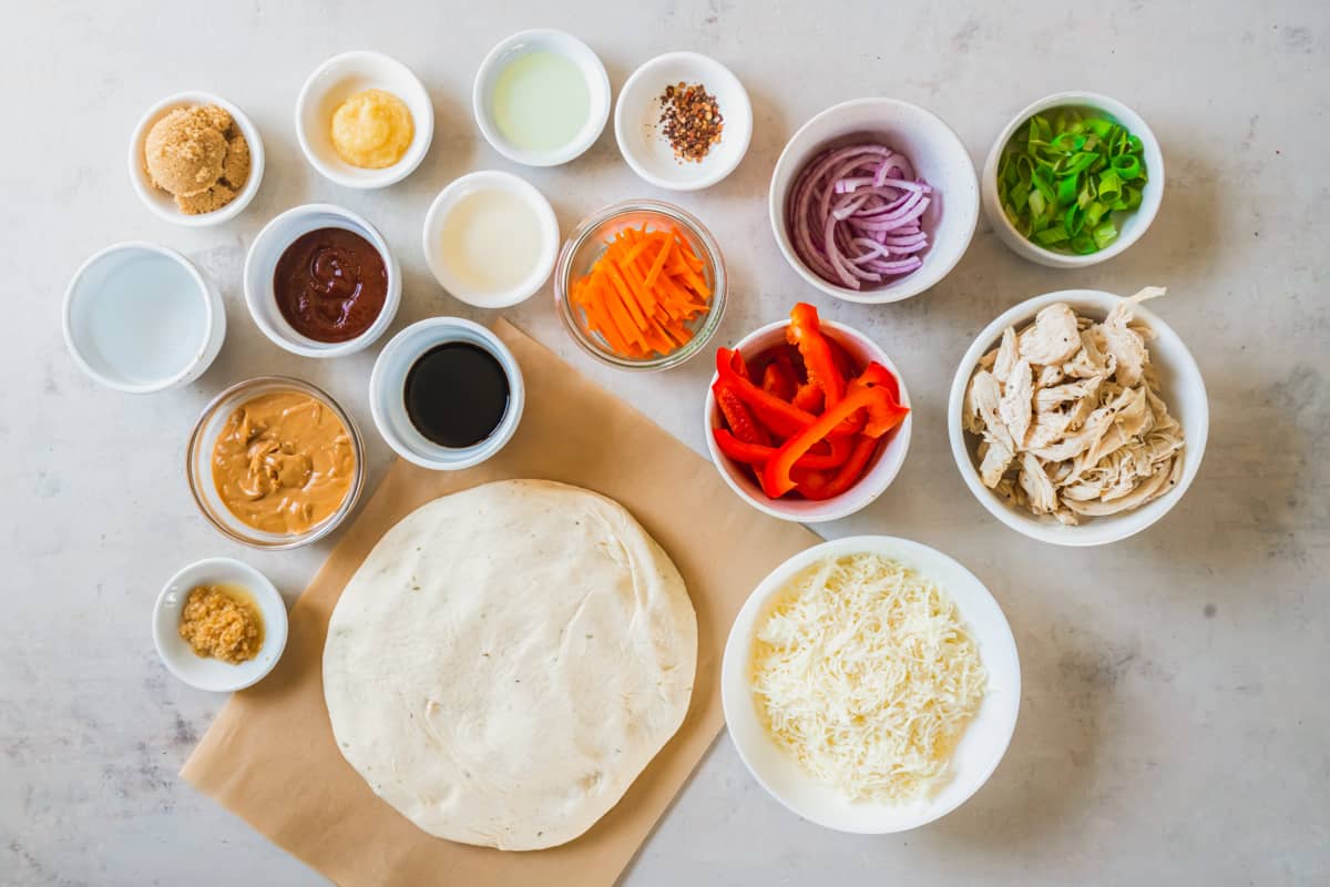 thai chicken pizza ingredients