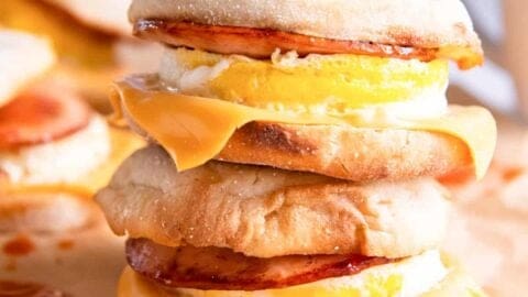 https://easychickenrecipes.com/wp-content/uploads/2023/08/egg-mcmuffins-6-edited-480x270.jpg