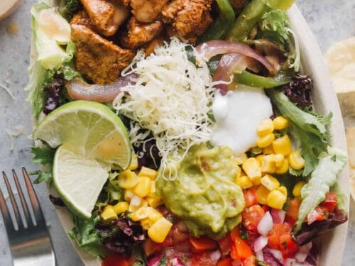 https://easychickenrecipes.com/wp-content/uploads/2023/11/copycat-chipotle-mexican-chicken-salad-2-of-7-edited-500x375.jpg