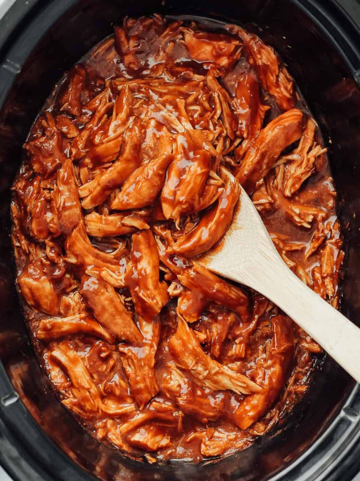 crockpot pulled bbq chicken in slow cooker