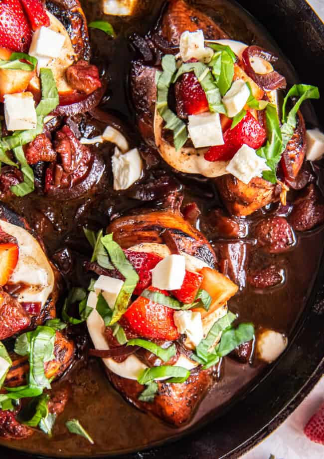 close up overhead view of strawberry balsamic chicken in a pan.