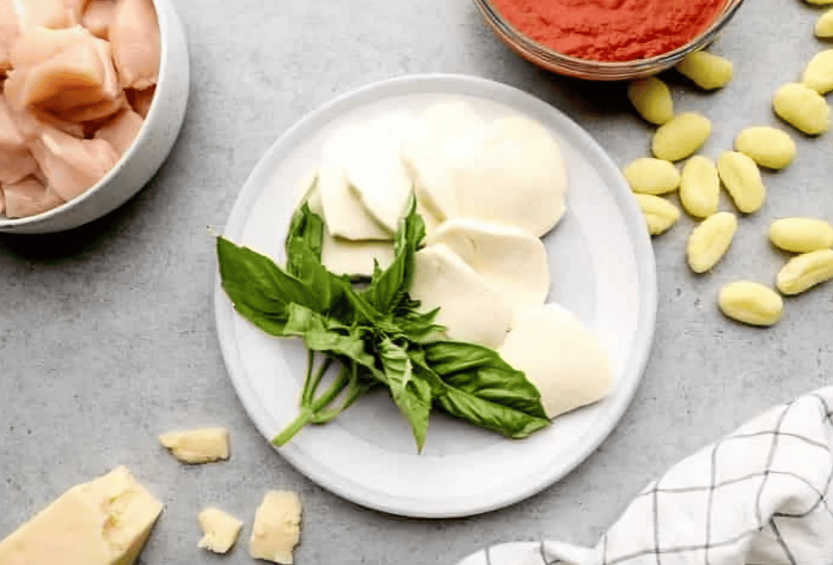 Ingredients for chicken gnocchi bake.