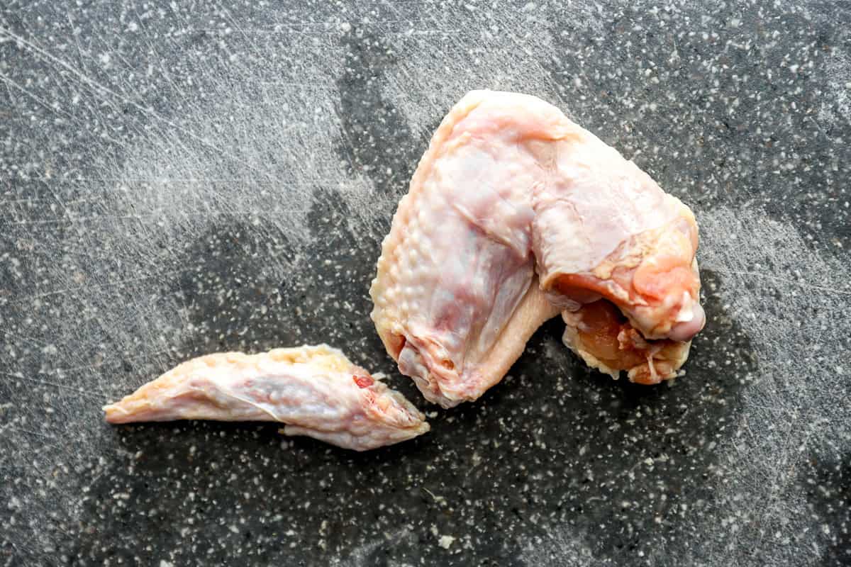 a separated wing tip and wingette.