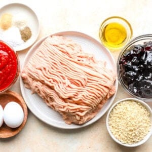 ingredients for grape jelly meatballs.