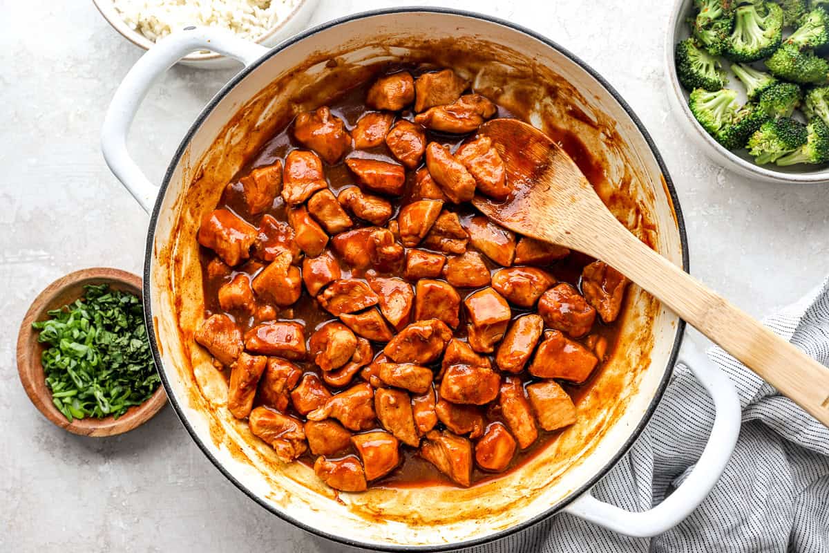 Diet Coke chicken in a skillet.