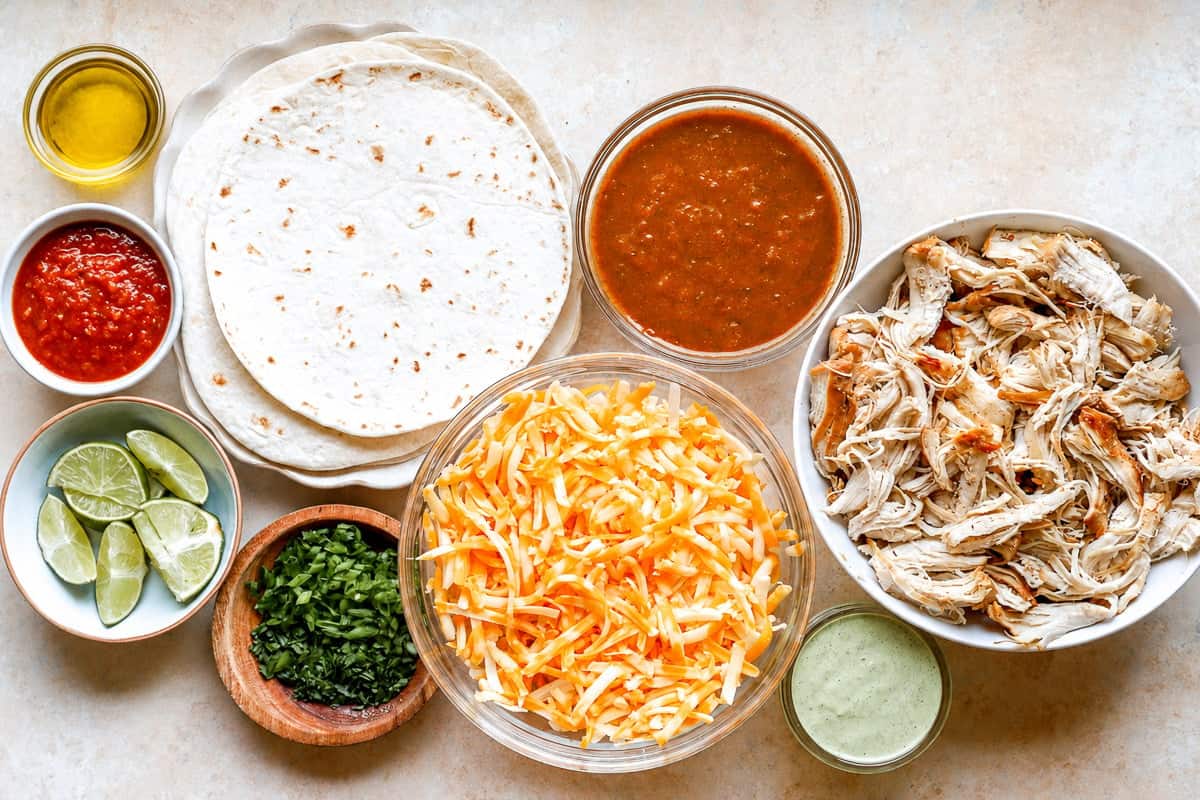 Ingredients for baked chicken tacos.