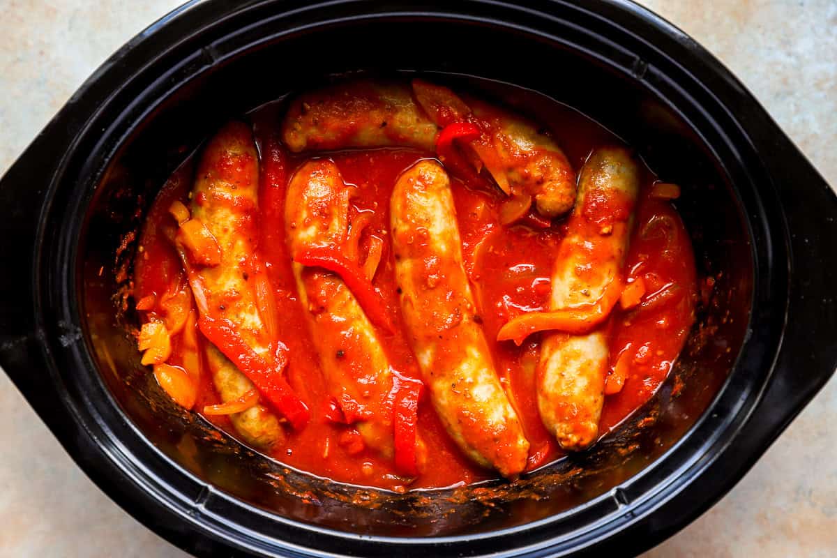 Chicken sausage and peppers with marinara sauce, in a Crockpot.