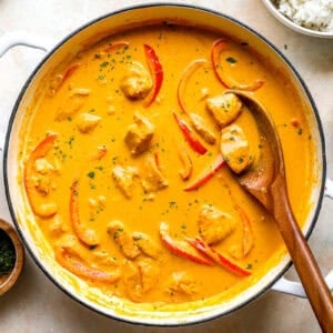 Thai pumpkin chicken curry with peppers.