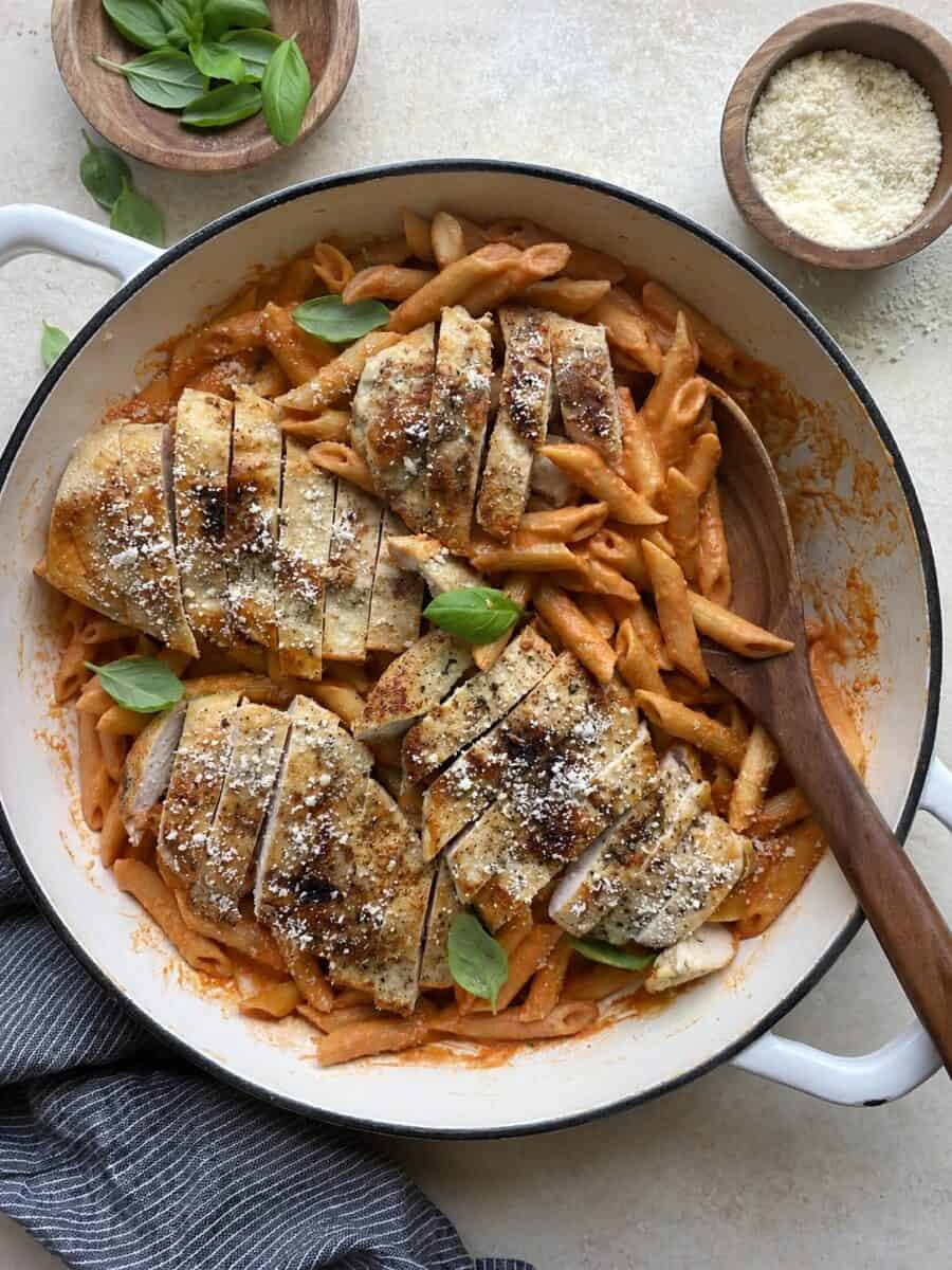 Pot of penne alla vodka with chicken.